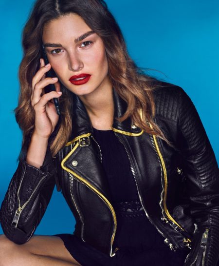 Ophelie Guillermand Steps Up Her Selfie Game for Vogue Mexico