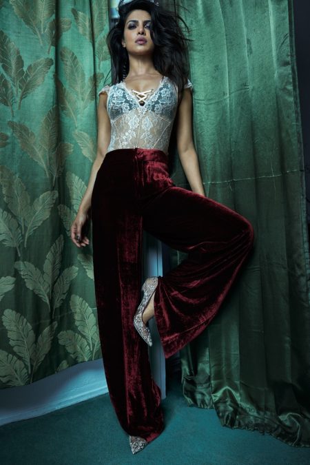 Priyanka Chopra Turns Up the Glam for Flaunt Magazine Priyanka Chopra Turns Up the Glam for Flaunt Magazine