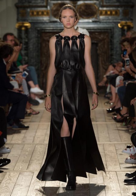 Valentino Goes Shakespearean for Fall Haute Couture