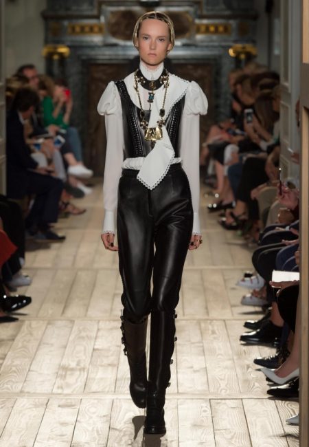 Valentino Goes Shakespearean for Fall Haute Couture