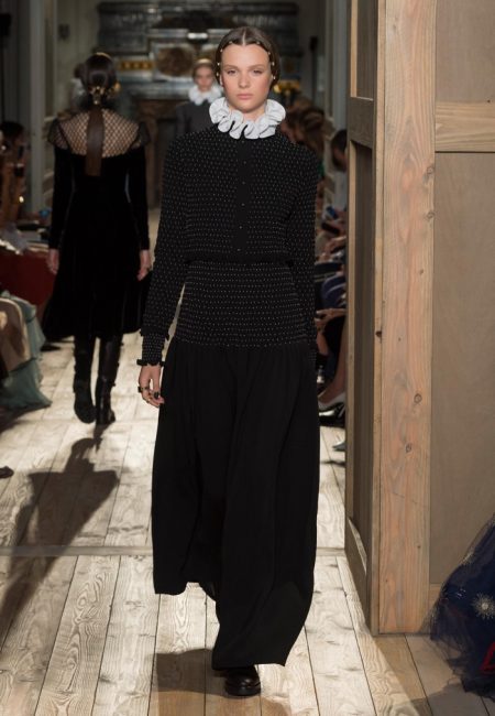 Valentino Goes Shakespearean for Fall Haute Couture