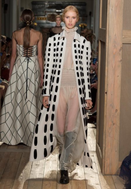 Valentino Goes Shakespearean for Fall Haute Couture