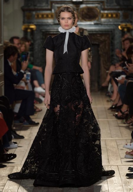 Valentino Goes Shakespearean for Fall Haute Couture