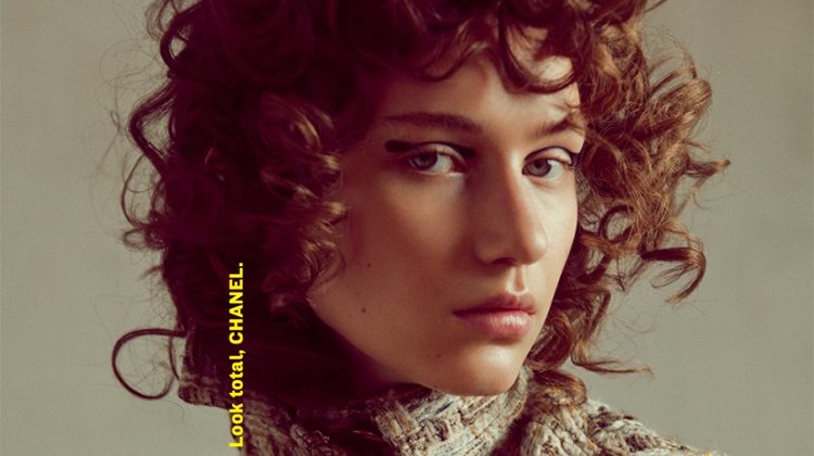 Sofia Tesmenitskaya Wears Chanel for ELLE Mexico Editorial Sofia Tesmenitskaya Wears Chanel for ELLE Mexico Editorial