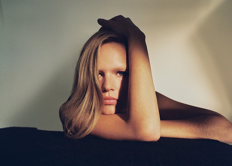 Anna Ewers wears her hair in polished waves