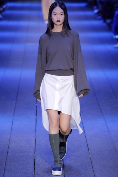 DKNY Looks to the Future for Spring 2017