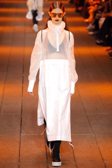 DKNY Looks to the Future for Spring 2017