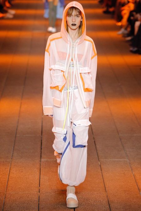 DKNY Looks to the Future for Spring 2017