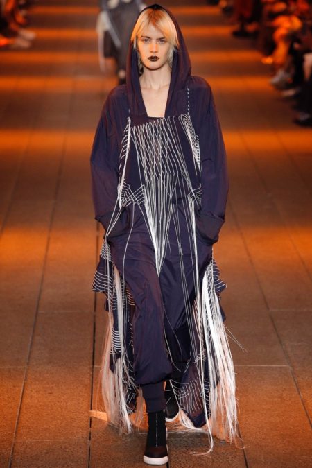 DKNY Looks to the Future for Spring 2017