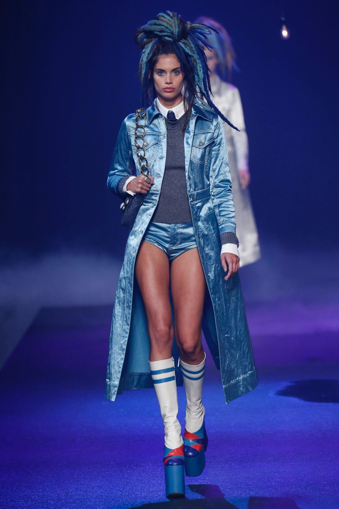 Marc Jacobs Spring 2017: Sara Sampaio walks the runway in long coat, pullover sweater and hot pants