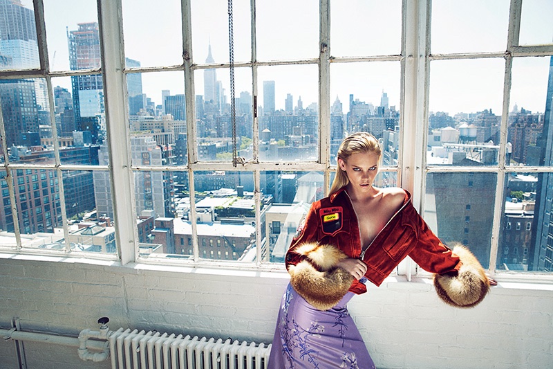 Marloes Horst flaunts some skin Miu Miu jacket and skirt