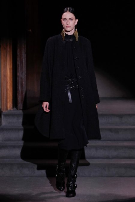 Tom Ford Showcases 70's Glam for Fall Runway Show