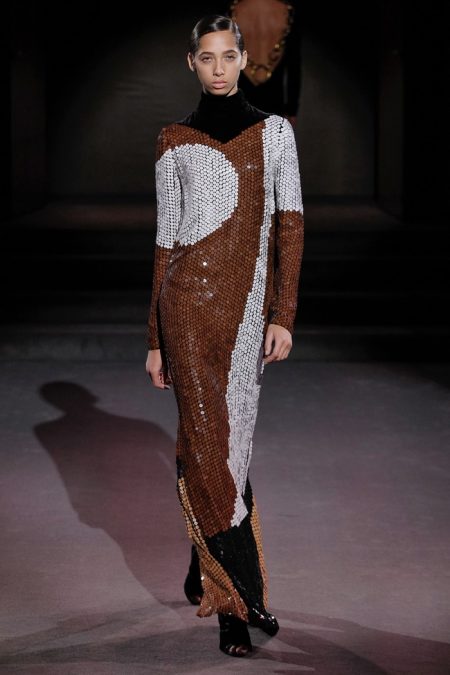 Tom Ford Showcases 70's Glam for Fall Runway Show