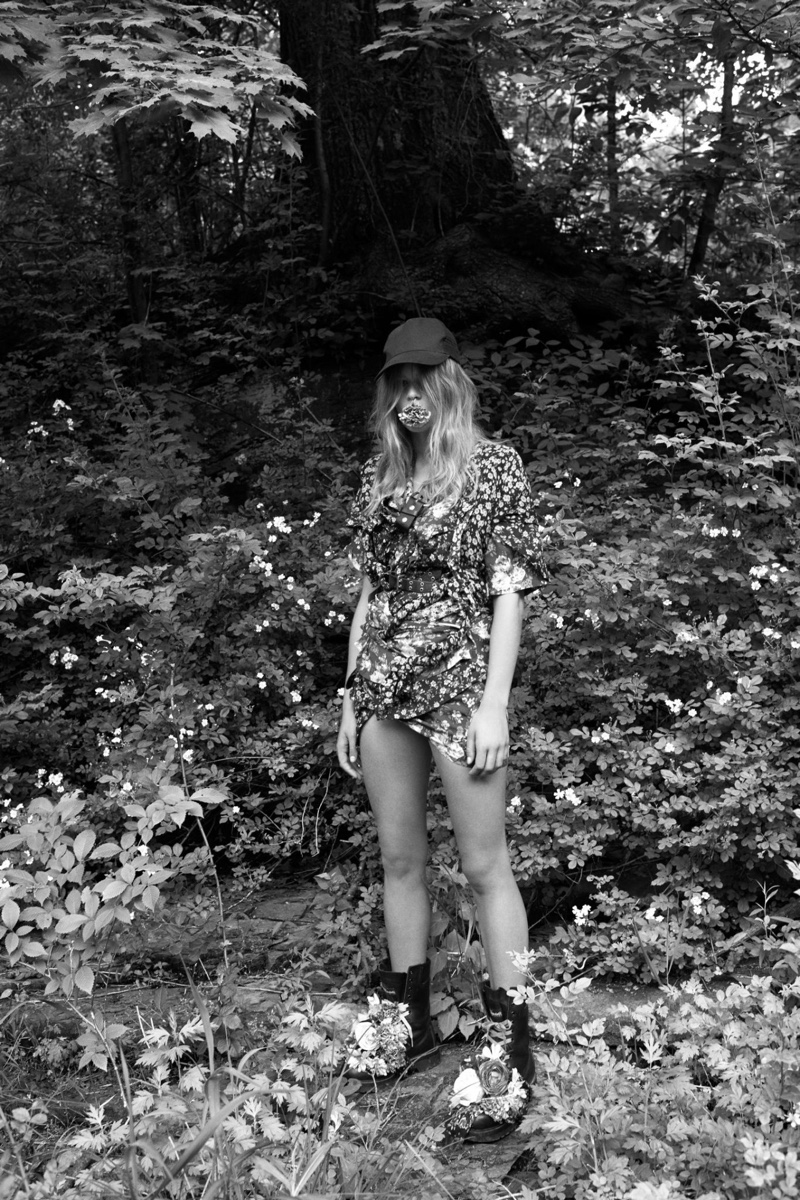 Anna Ewers poses in Woodstock, New York for the outdoor shoot