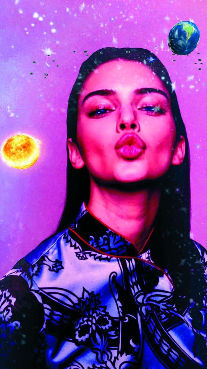 Kendall Jenenr heads to the cosmos