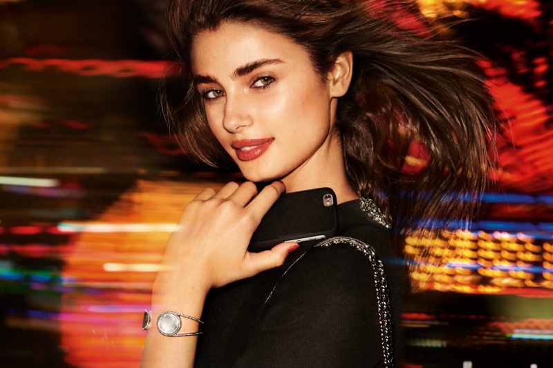 Taylor Hill wears Michael Michael Kors watch for holiday 2016 campaign