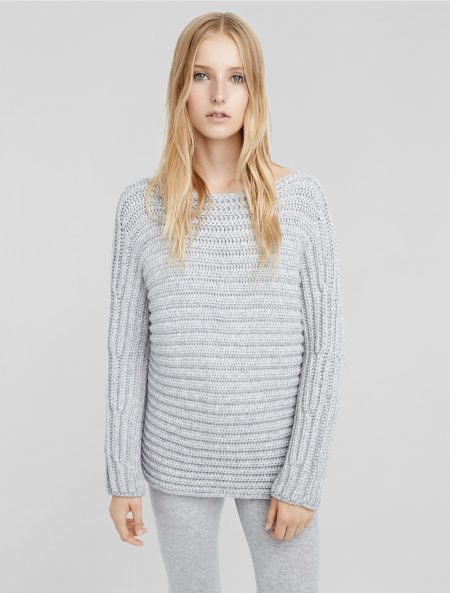 Roos Abels Heads to the Beach in Calvin Klein's Cashmere Collection ...
