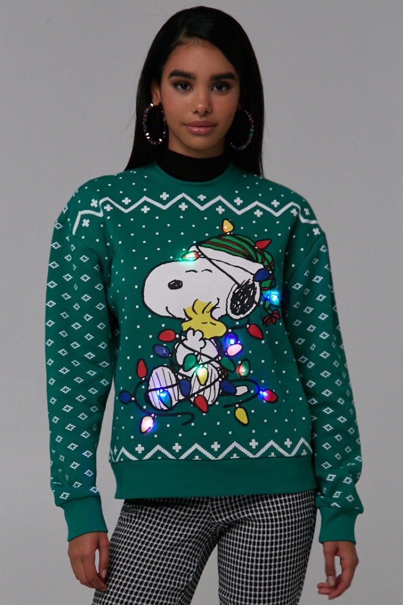 Forever 21 Snoopy Graphic Holiday Sweater $34.90