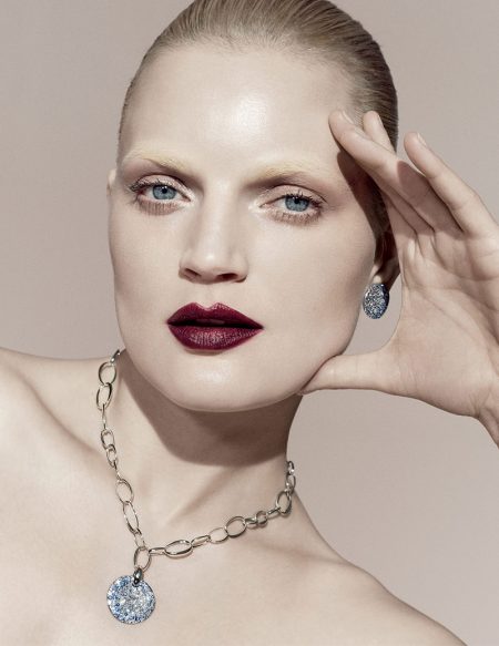 Guinevere Van Seenus Dazzles in Bergdorf Goodman's Designer Gems Guinevere Van Seenus Dazzles in Bergdorf Goodman's Designer Gems