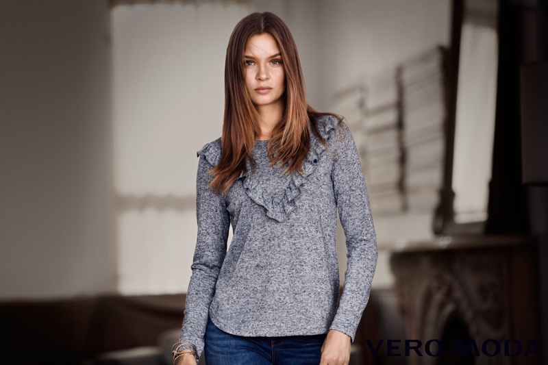 Ud over Daggry Fryse Josephine Skriver Wears Casual Styles for Vero Moda's Winter Campaign |  Fashion Gone Rogue