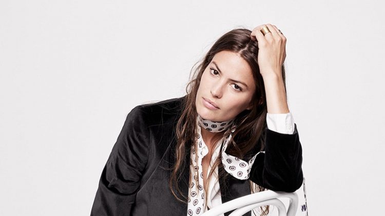 Cameron Russell Models Madewell's Casual Holiday Outfits