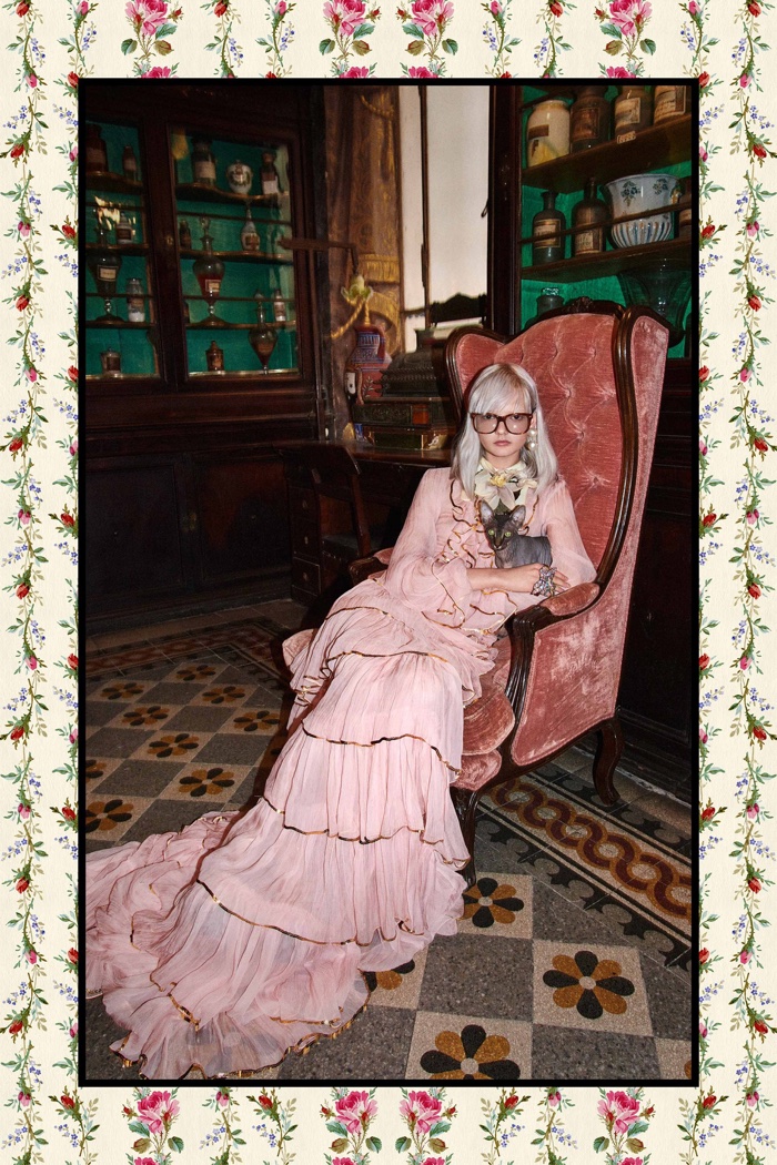 Pink ruffled gown with bow - Gucci Pre-Fall 2017 collection