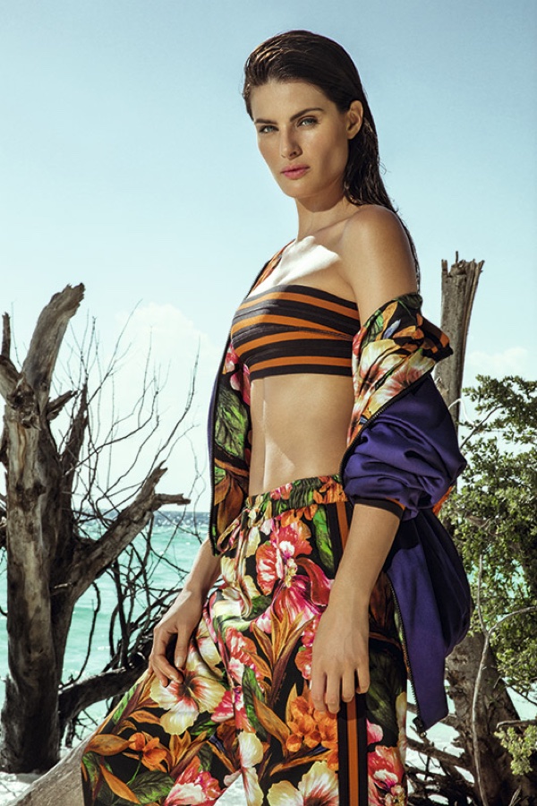 Isabeli Fontana wears Agua de Coco beachwear