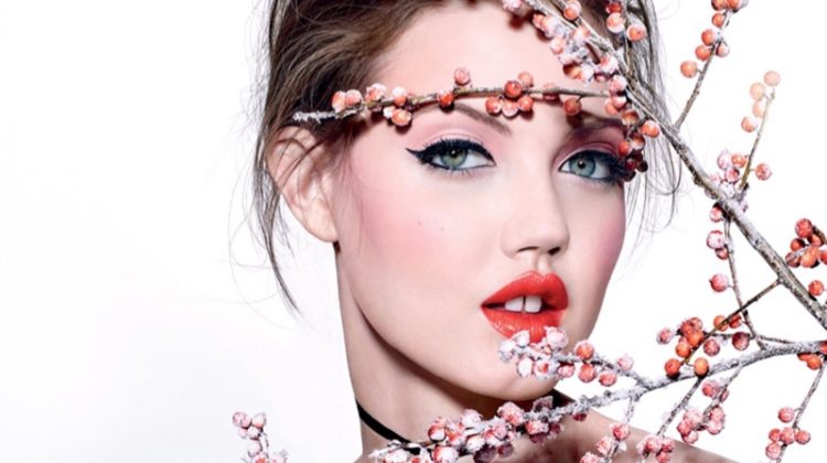 Lindsey Wixson models spring beauty looks in Vogue Russia editorial