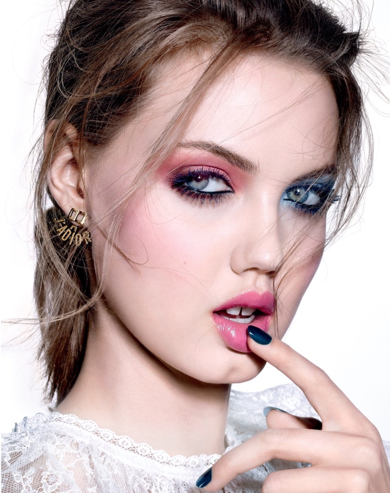 Lindsey Wixson models dual color eyeshadow look featuring pink and blue shades