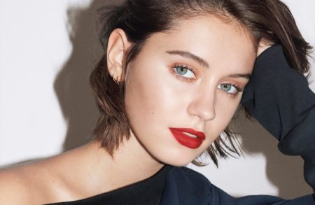 Jude Law's daughter, Iris Law, fronts first Burberry Beauty campaign