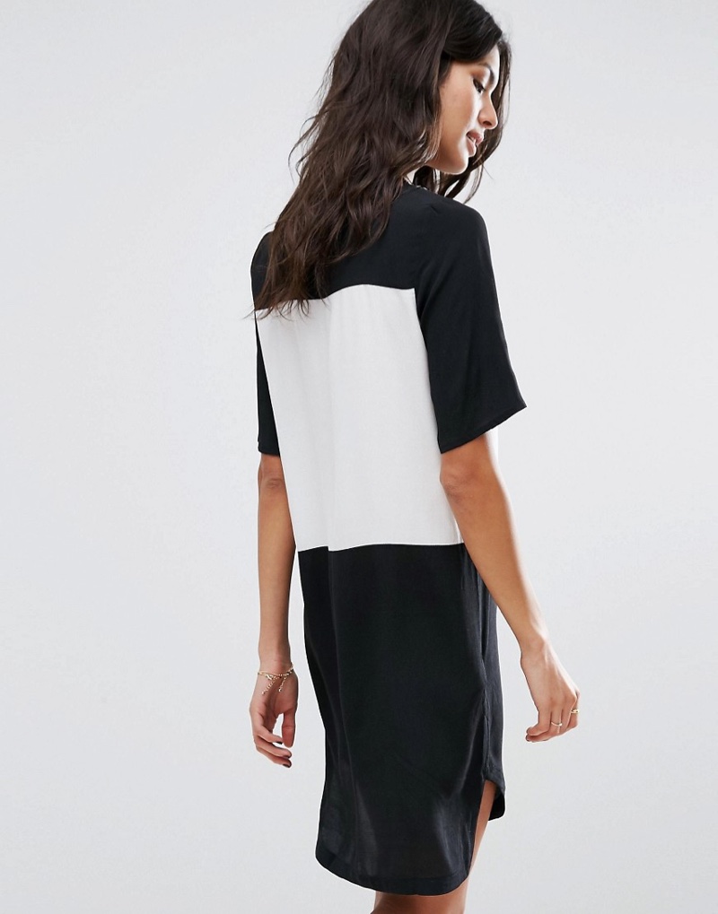 A contrast t-shirt dress from Mango is the perfect wardrobe addition