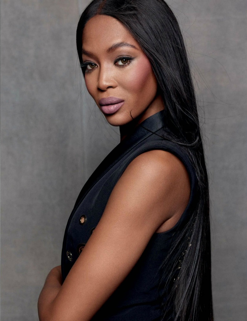 Supermodel Naomi Campbell shows off a sleek and straight hairstyle
