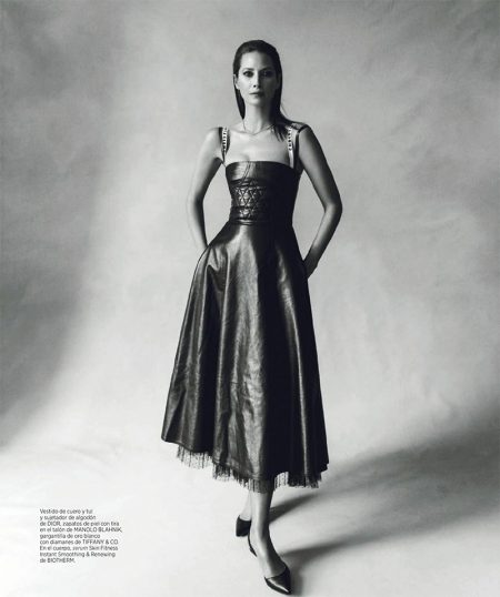 Christy Turlington Looks Beyond Elegant in Harper's Bazaar Spain