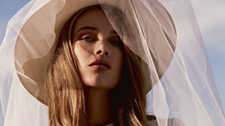 Rozanne Verduin Makes the Perfect Blushing Bride in TELVA Novias