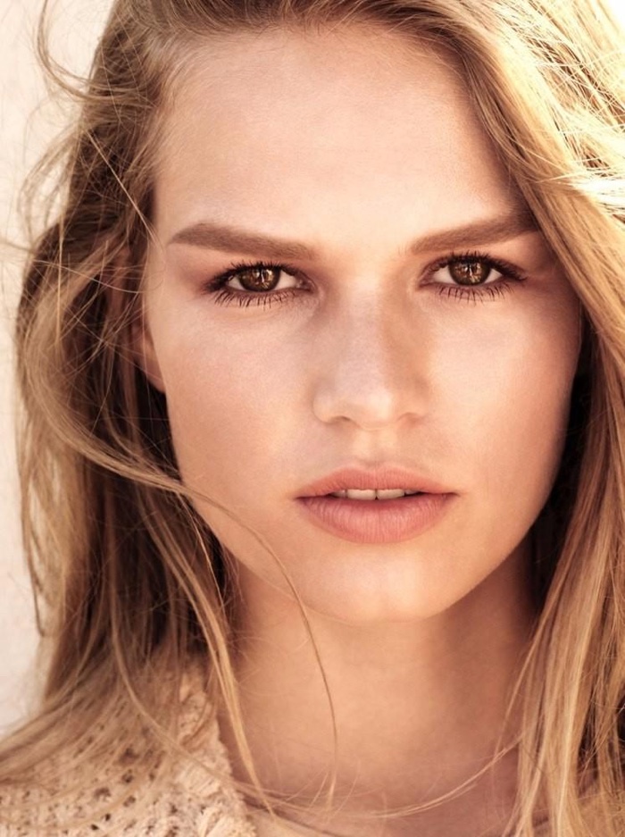 Getting her closeup, Anna Ewers models Chanel Les Beiges cosmetics