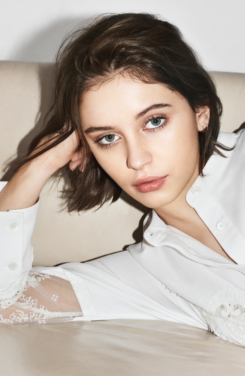 Iris Law Wears the Essentials in New Burberry Beauty 