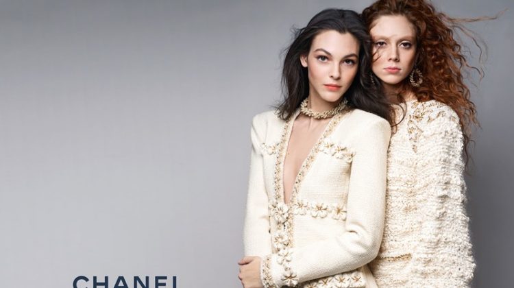 Karl Lagerfeld photographs Chanel's pre-fall 2017 advertising campaign