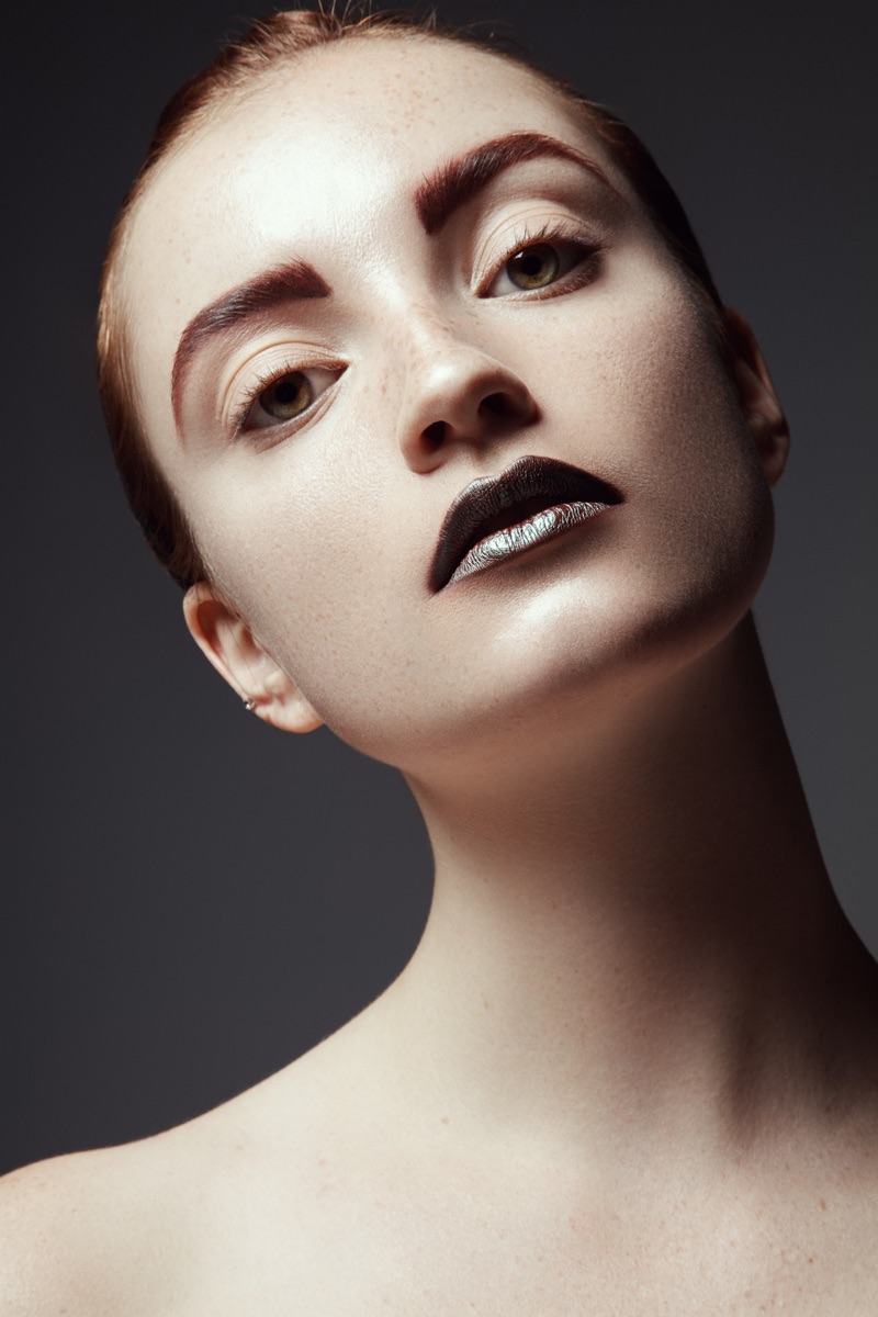 Hannah Masi wears dark lip color. Photo: Jeff Tse