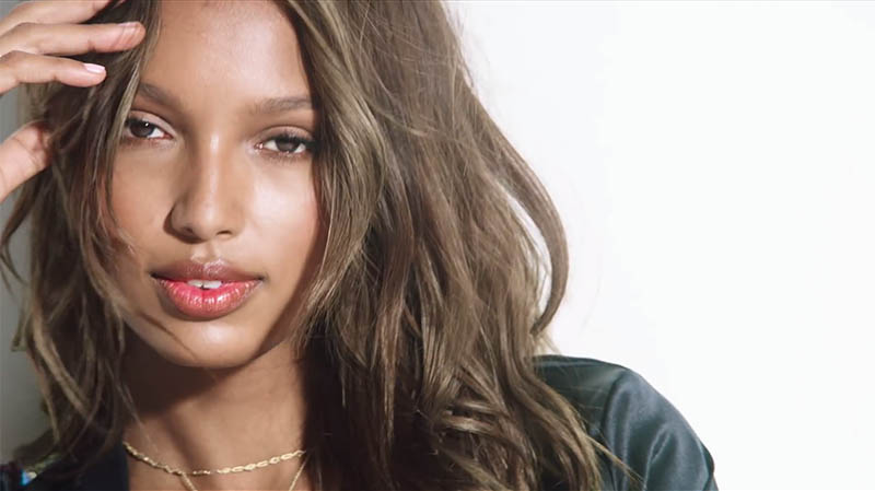 Jasmine Tookes stars in '2U' Justin Bieber lip sync video for Victoria's Secret