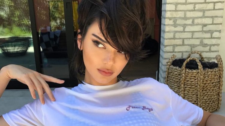 Get Her Style: Kendall Jenner’s Retro Glam Gingham Bikini