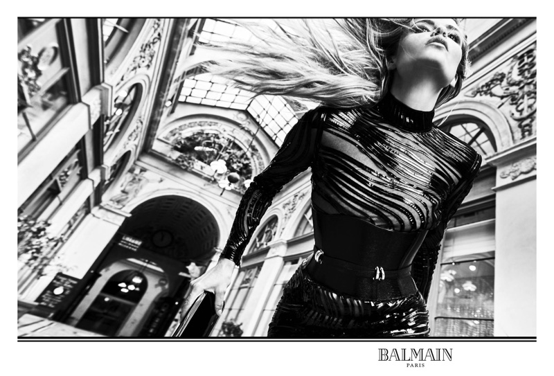 Natasha Poly wears form-fitting look in Balmain's fall-winter 2017 campaign