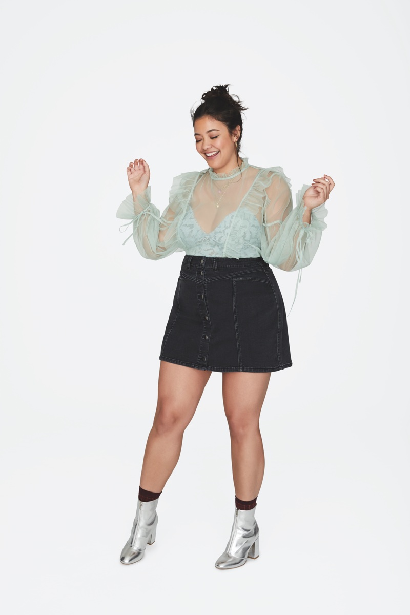 Forever 21 spotlights plus-size fashions for pre-fall 2017 campaign