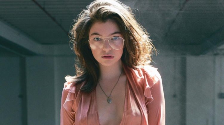 Lorde wears Off-White dress and Aldo glasses