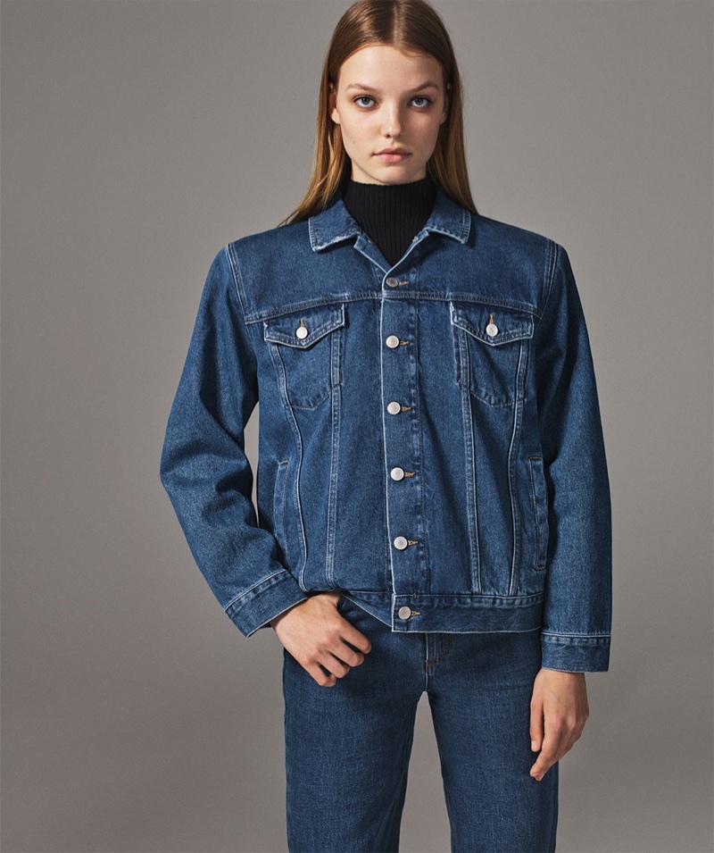 Roos Abels models Zara denim jacket with shoulder pads and wide leg jeans