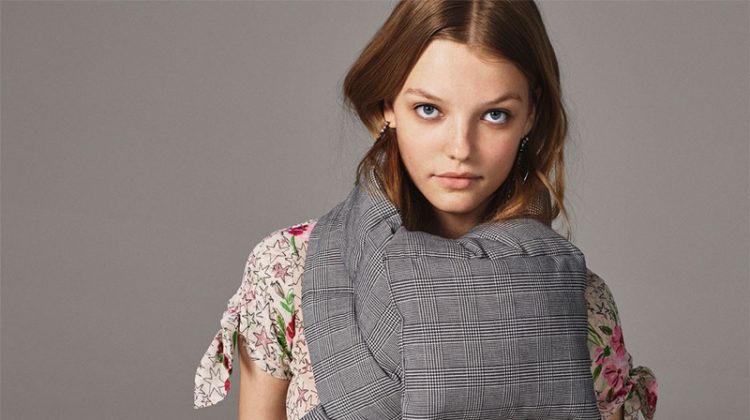 Roos Abels Models Zara TRF’s Fall 2017 Styles