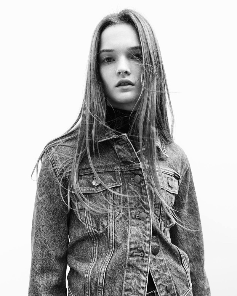 Calvin Klein Jeans releases fall 2017 advertising campaign