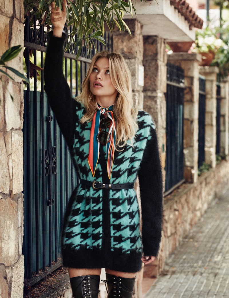 Caroline Corinth Embraces 60's Fashion for ELLE Spain