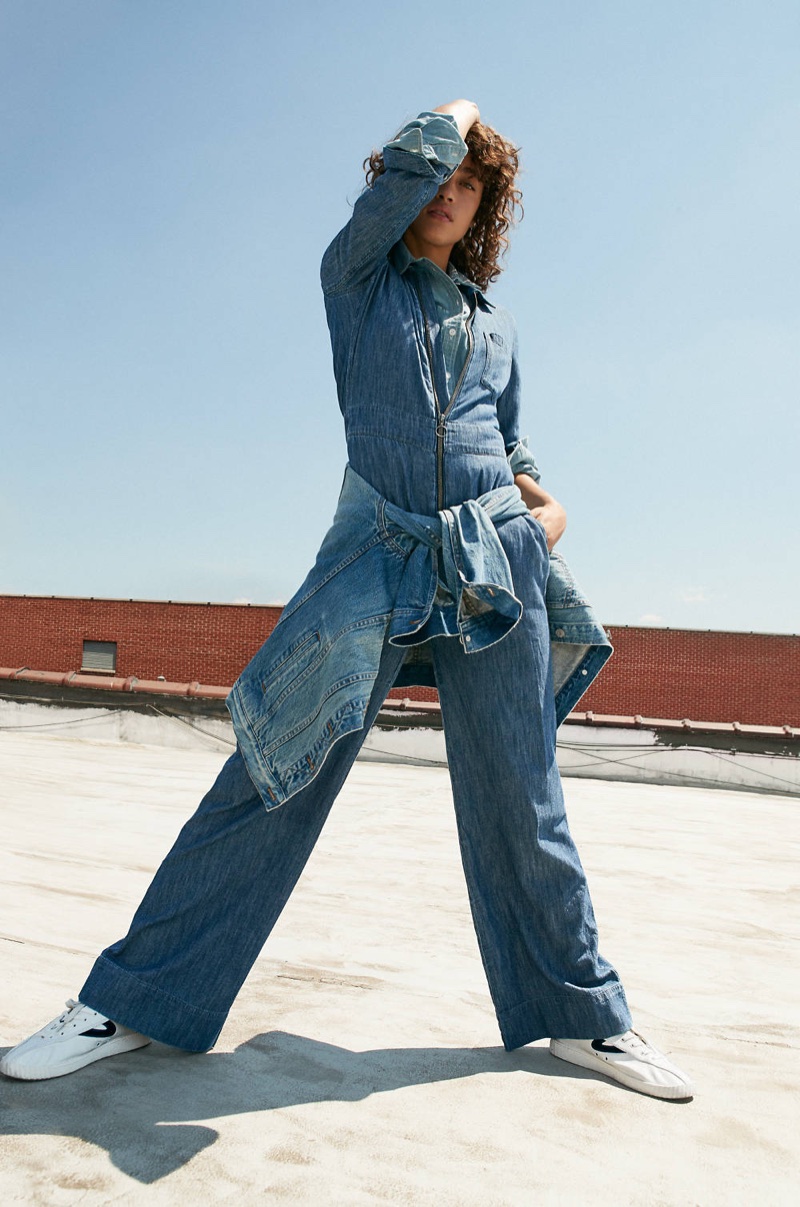 Madewell Denim Wide-Leg Jumpsuit, Chambray Oversized Ex-Boyfriend Shirt, The Oversized Jean Jackie in Capstone Wash (worn around waist) and Tretorn Nylite Plus Sneakers in Leather and Velvet