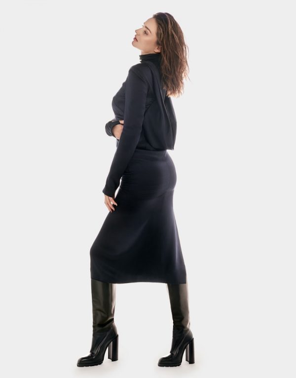 Miranda Kerr Stars in The Edit, Explains Why She Models Less – Fashion ...