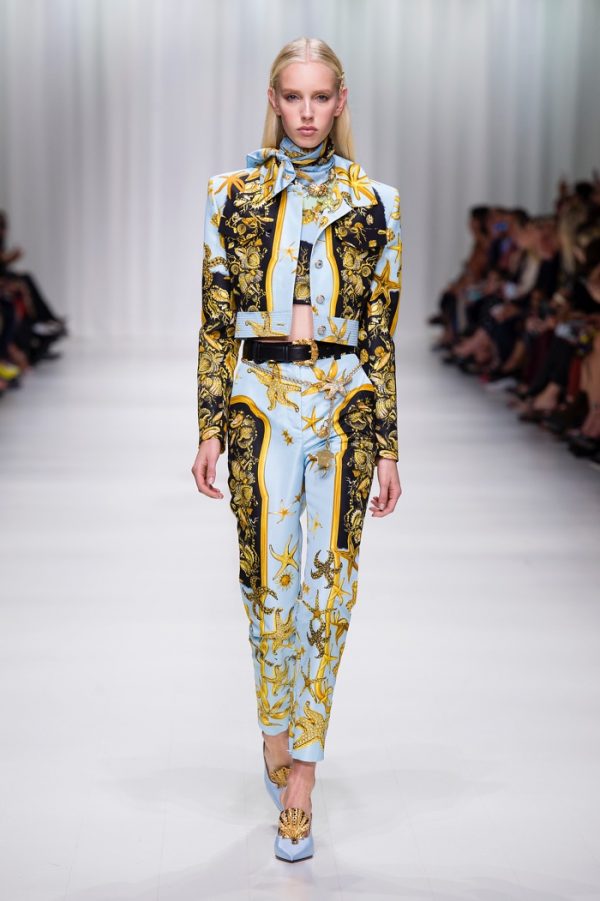Versace 2018 Spring / Summer Runway